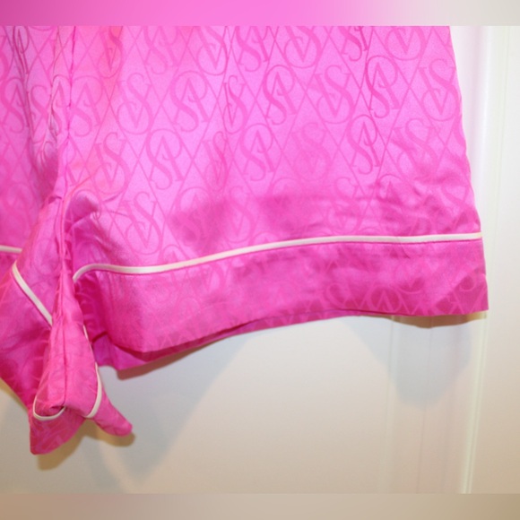 Victoria’s Secret pink sleep shorts (women’s XL) (NWT) - Picture 3 of 8
